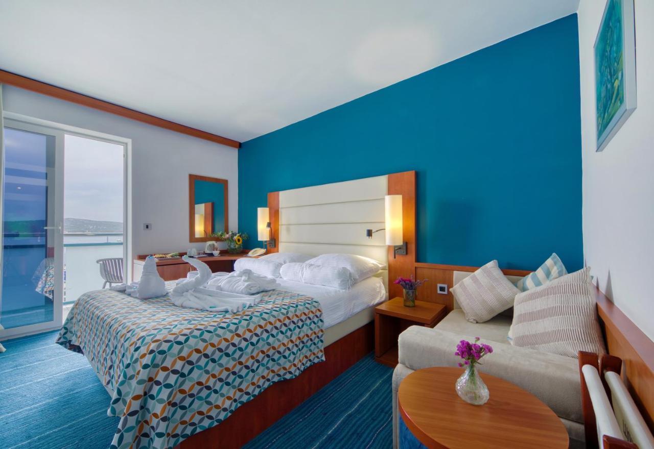 Ilirija Resort Hotel Kornati ビオグラード・ナ・モル エクステリア 写真
