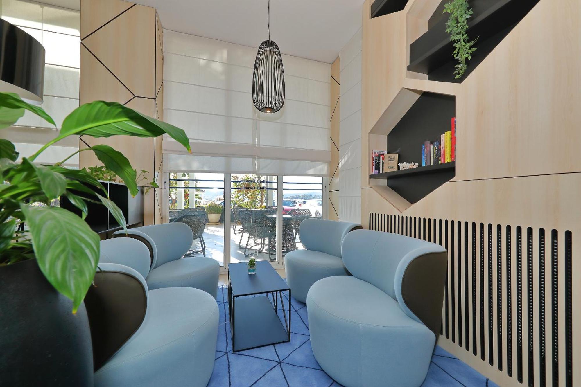Ilirija Resort Hotel Kornati ビオグラード・ナ・モル エクステリア 写真