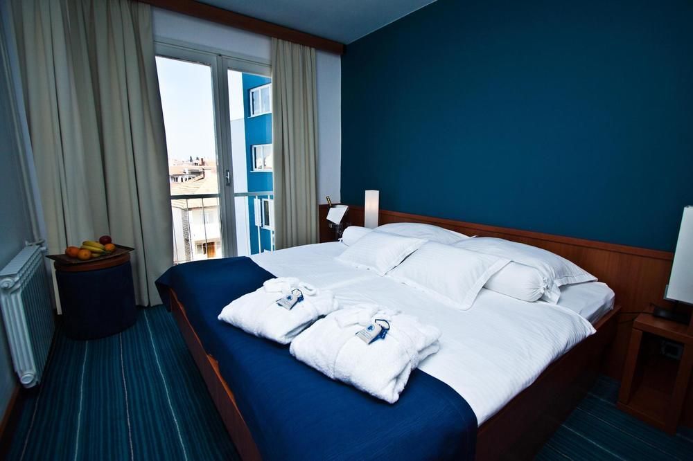 Ilirija Resort Hotel Kornati ビオグラード・ナ・モル エクステリア 写真